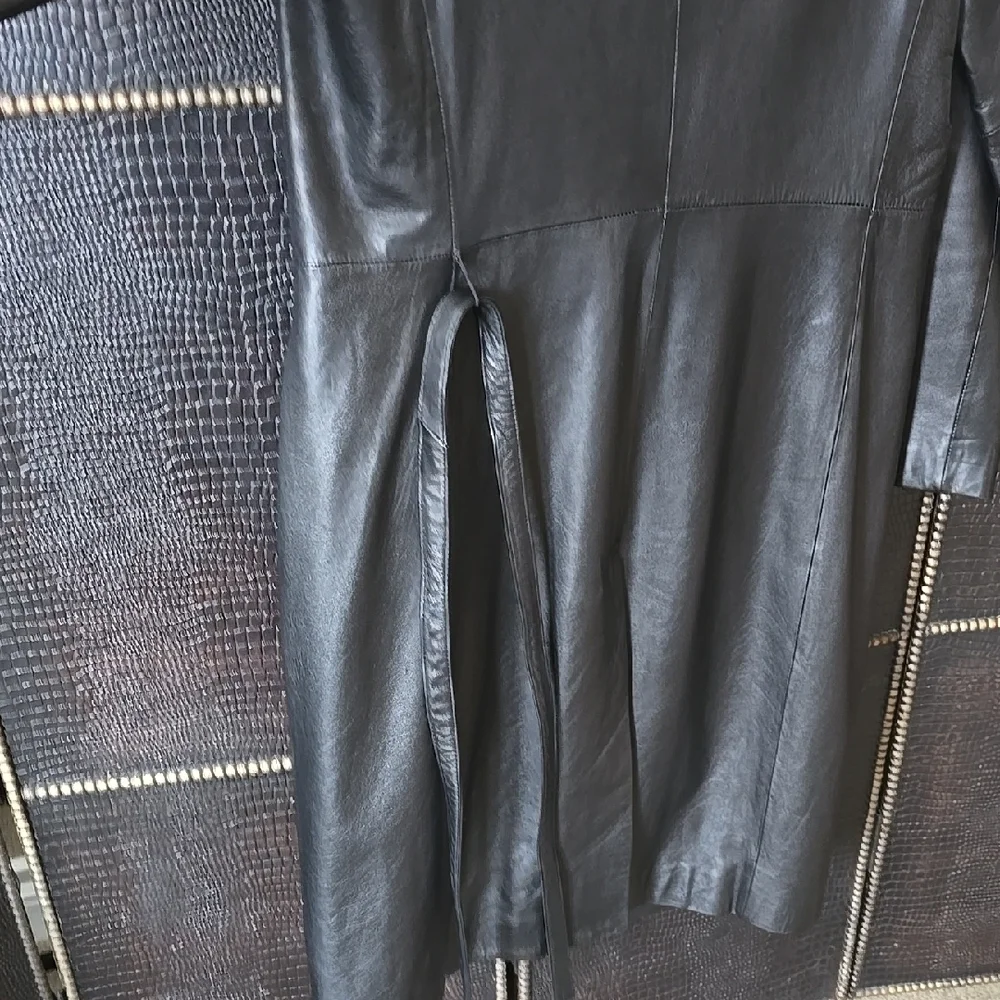 Kenneth Cole Black Trench Coat Timeless Elegance - Picture 11 of 16